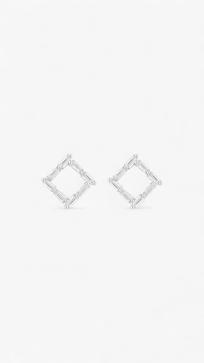 Timeless Refinement Earrings