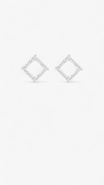 Timeless Refinement Earrings