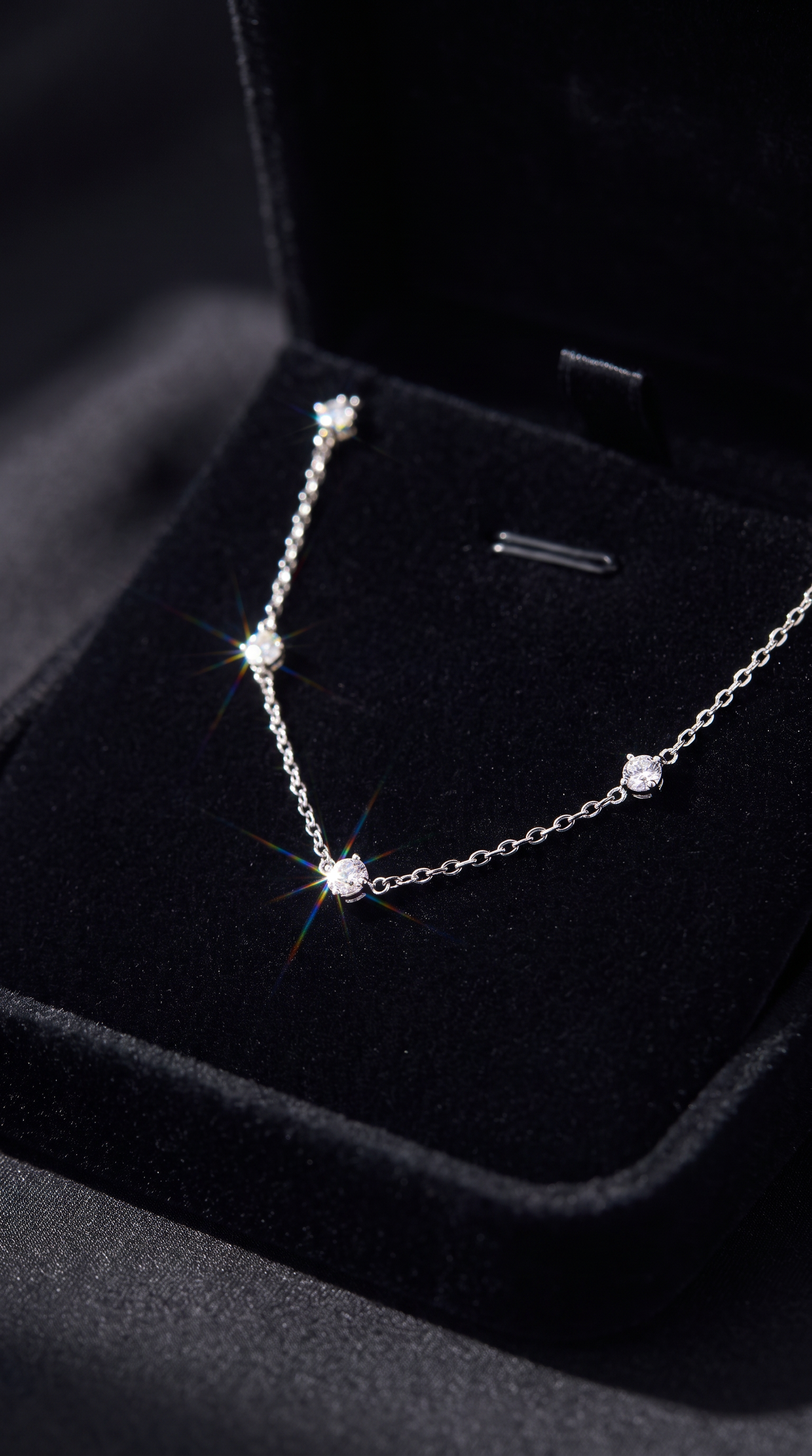 Scattered Stars Necklace